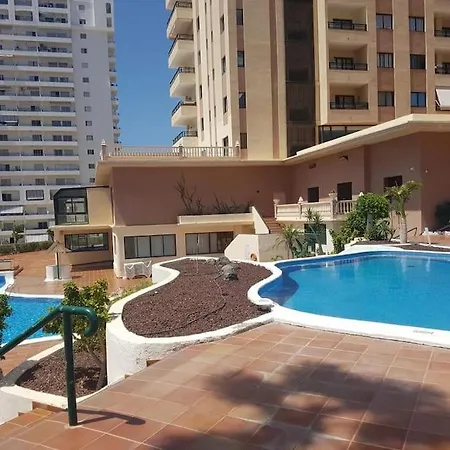 דירה With Balcony And Pools In Playa Paraiso אדחה